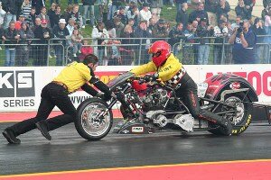 Harley Davidson Drag Bike – Ian Turboville